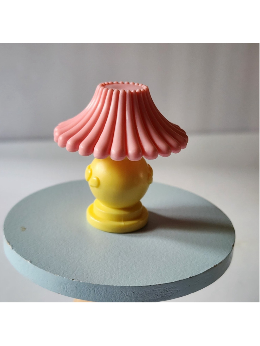 Vintage 1996 Fisher Price Loving Family Dollhouse Lamp Yellow Base Pink Shade